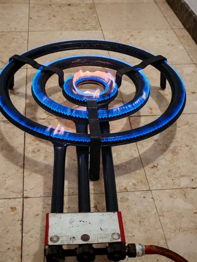 Paellero y Paellera Metal Negro