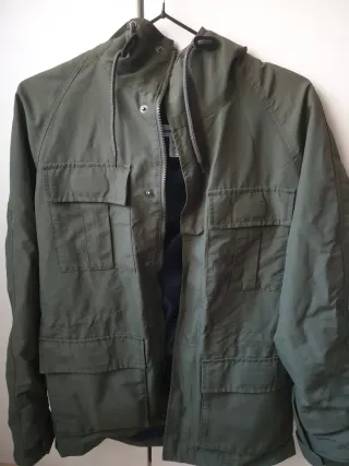 Chaqueta Amazon Essentials Verde