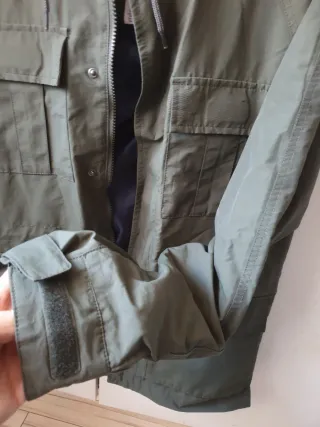 Chaqueta Amazon Essentials Verde