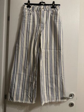 Pantaloni palazzo a righe bianchi e blu