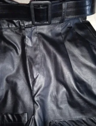 Pantalón de piel J'aime negro