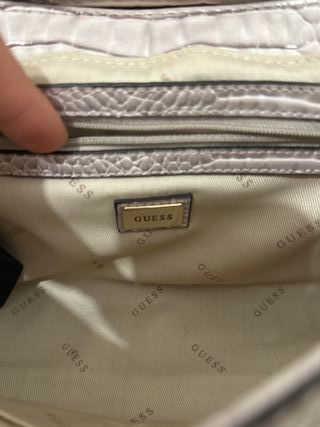 Bolso Guess Beige y Plateado