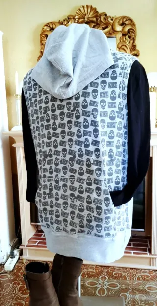 Chaleco con capucha estilo rock and roll