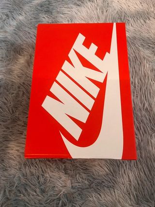 Nike Zapatillas Sin Usar en caja Talla 44