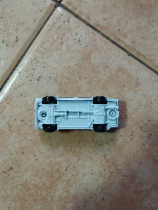 Coche de colección Nissan Skyline 2000 hot wheels