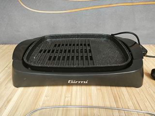 Girmi BQ90 Parrilla Eléctrica con Tapa