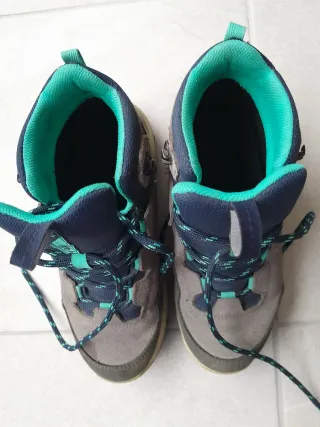 Botas de monte Quechua Talla 35