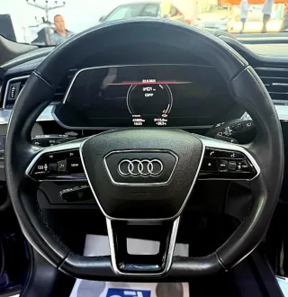 Audi E-Tron 55 con 42.000 kms año 2022