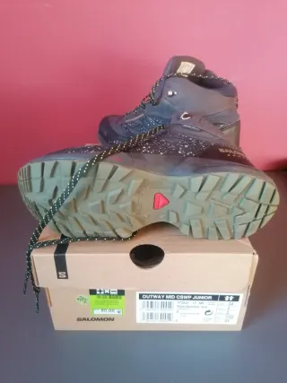 Botas Salomon niños waterproof Talla 34