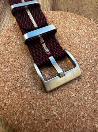 Correa Nato 20mm Roja y Beige