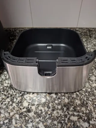 Freidora de Aire Negra y acero inoxidable