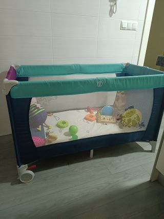 Cuna de viaje plegable con colchón