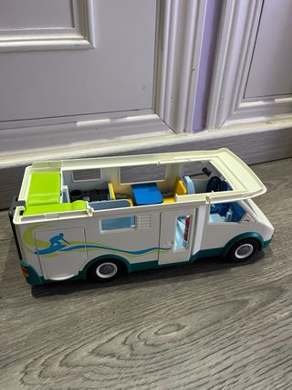 Autocaravana Playmobil con Familia y Accesorios