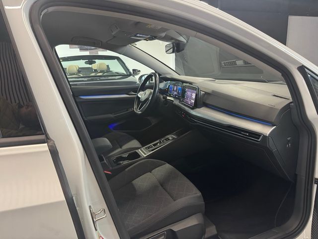 Volkswagen Golf 2022