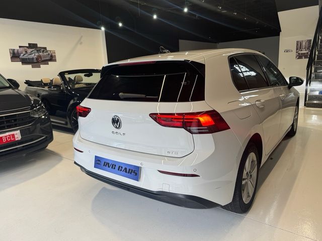 Volkswagen Golf 2022