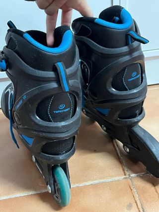 Patines en línea negros y azules talla 43