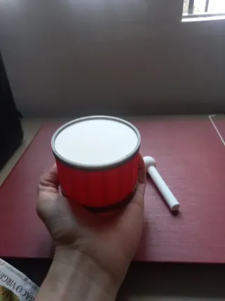 Mini tambor con baqueta
