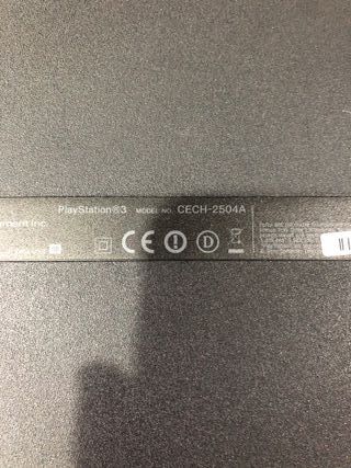 Console Playstation 3 Slim 160 GB completa di cavi