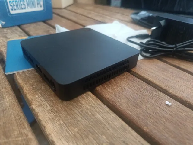 Mini PC Intel N4020 4GB+64GB