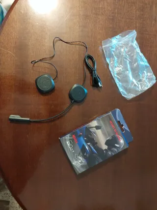 Manos Libres Bluetooth para Moto MH04