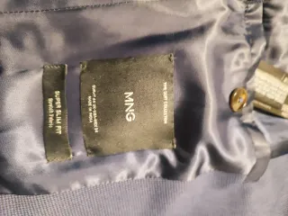 Traje azul para eventos