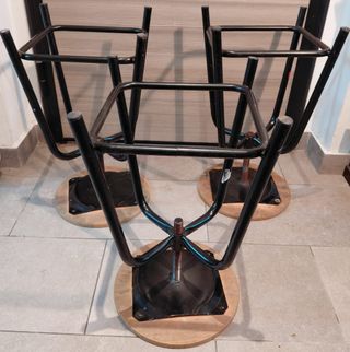 Tris sgabelli vintage regolabili