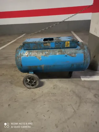 Calderín compresor. 100l. Aprox.