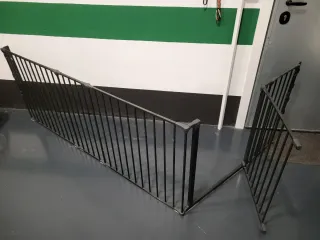 Barrera seguridad BabyDan Configure Antracita