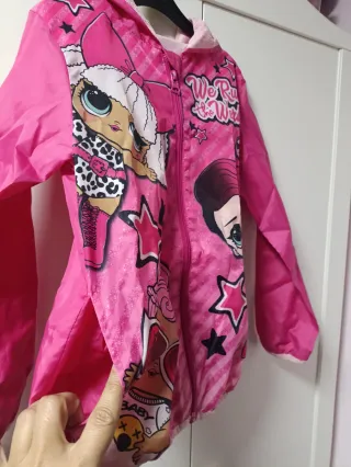 Chubasquero LOL Surprise Niña T. 8