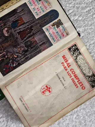 ANTIGUO MISAL PARA FIELES CON SU CAJA. AÑO 1920