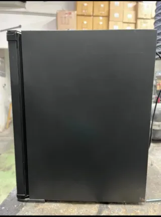 Nevera pequeña / Mini bar