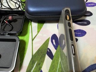 Reproductor HiRes FiiO M9 + auriculares 2,5mm