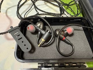 Reproductor HiRes FiiO M9 + auriculares 2,5mm