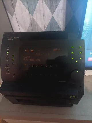 Equipo de música Harman Kardon negro