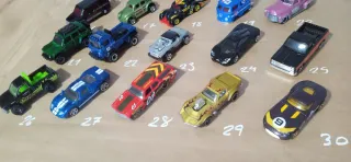 Lote N3 coches HotWheels