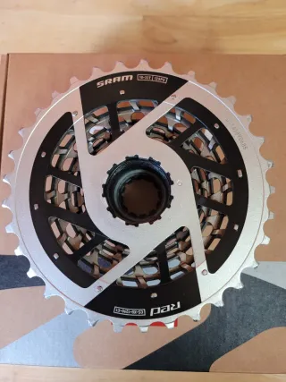 Cassette SRAM RED E1 10-33