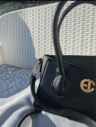 Borsetta Enrico Coveri con tracolla nera