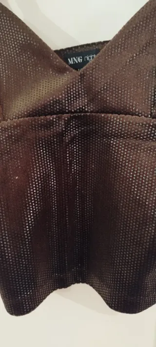 Top brillante marrón y dorado