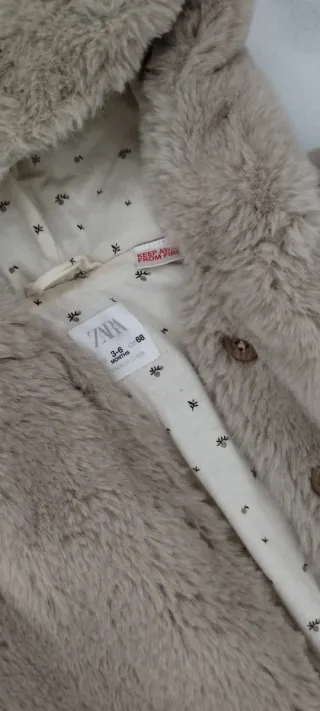 Buzo pelo bebé con capucha 3-6M