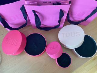 Lote Bolsas y Cajas Tous Rosa y Beige