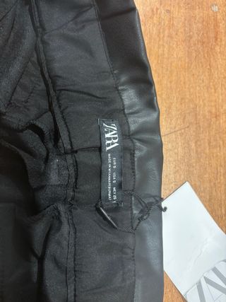 Falda pantalón Zara efecto piel