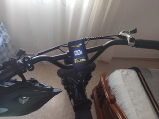 Bicicleta Eléctrica Negra