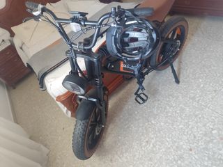 Bicicleta Eléctrica Negra