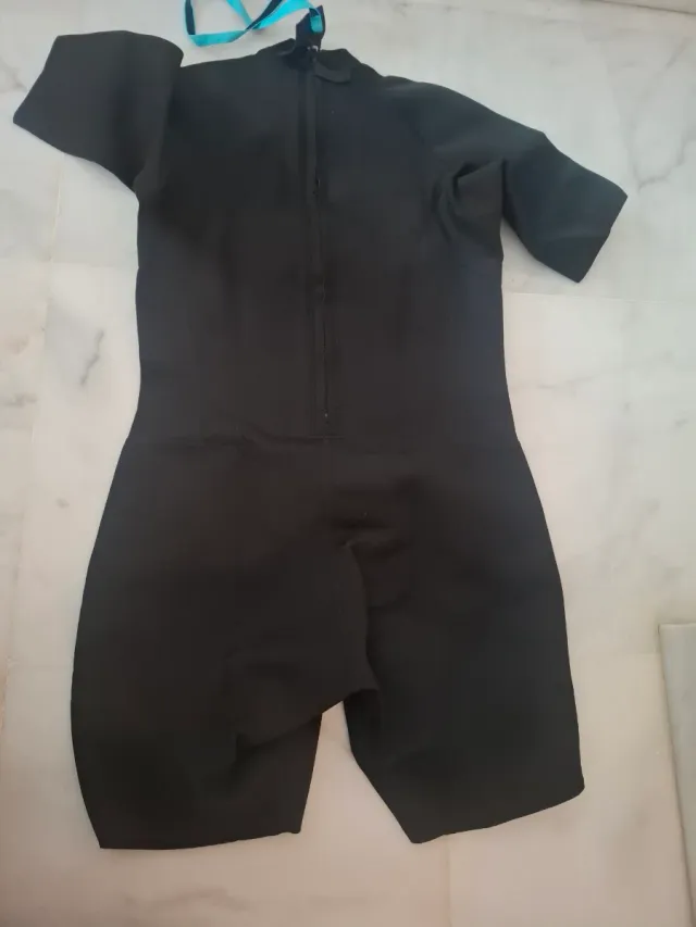 Neopreno corto mujer OLAIAN