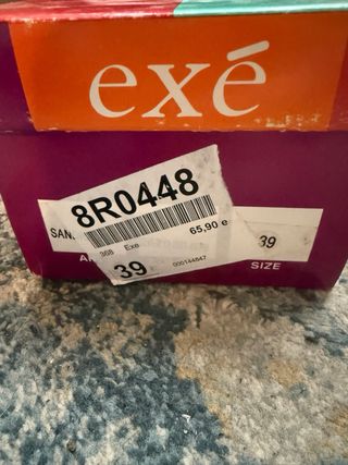 Sandalias de fiesta plateadas con pedrería