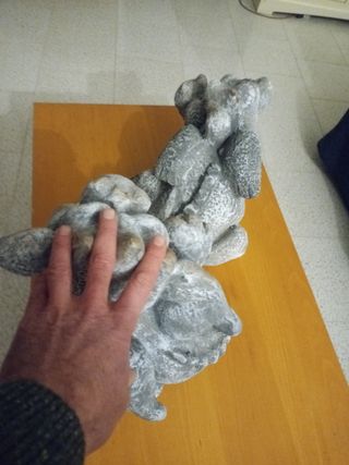 Statue 2 draghetti presumibilmente in gesso