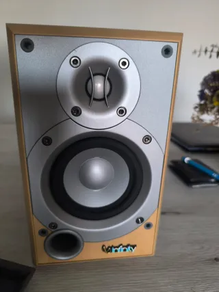 Equipo HIFI Marantz + Altavoces Infinity (2+1)