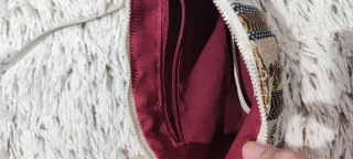 Bolso fino beige y dorado