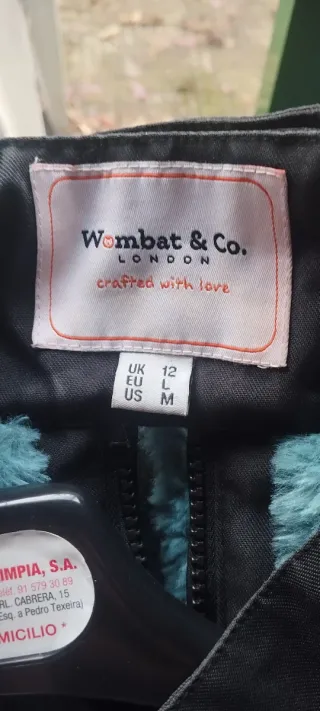 Abrigo invierno porteo negro y turquesa