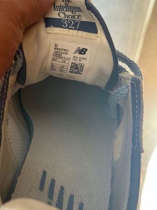 Zapatillas New Balance Beige y Azul